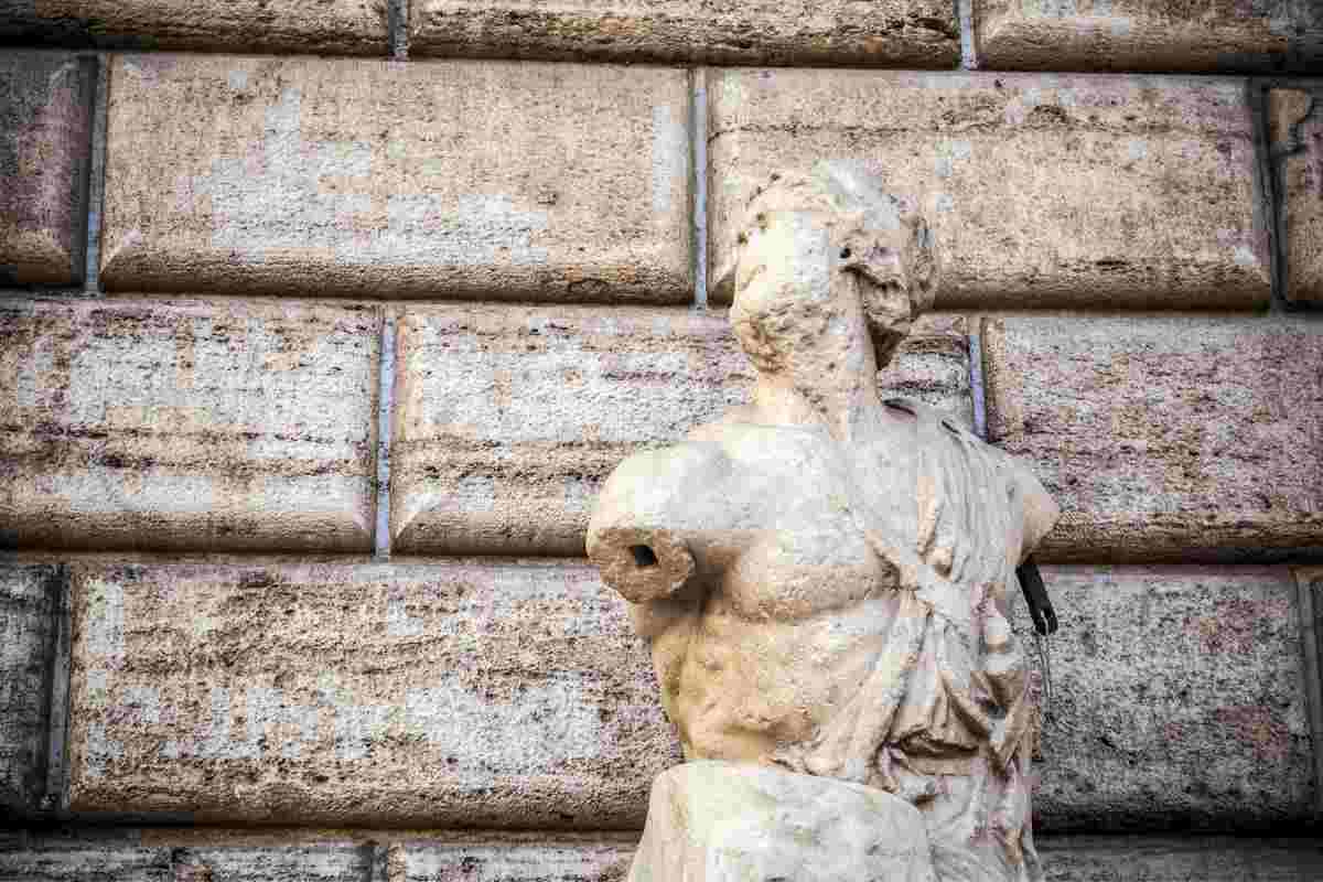 statue parlanti roma