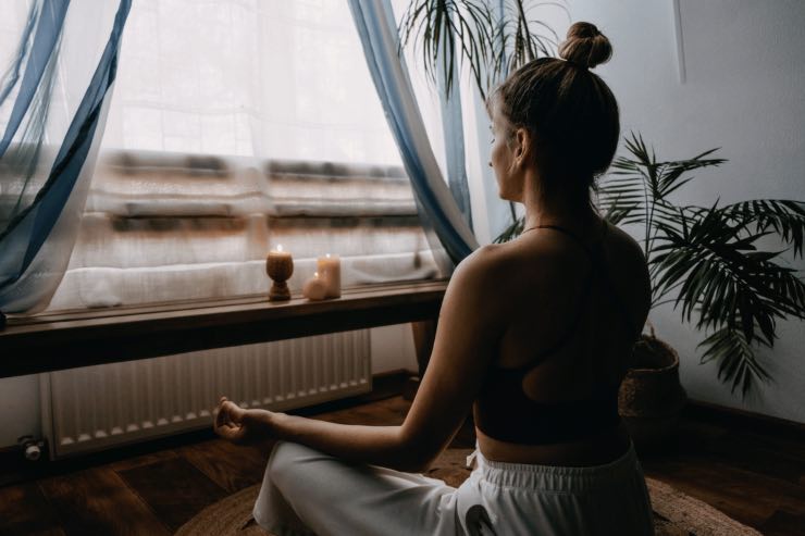 Wellness room a casa, cos'è e come crearla: relax, meditazione e palestra
