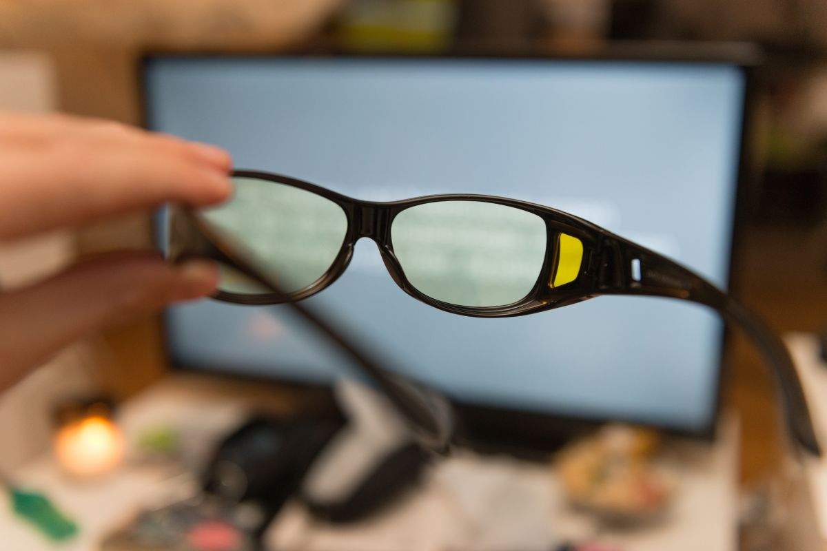 l’affaticamento degli occhi e proteggere la vista davanti agli schermi