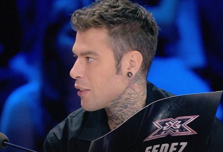 Fedez lancia la sfida sui social 