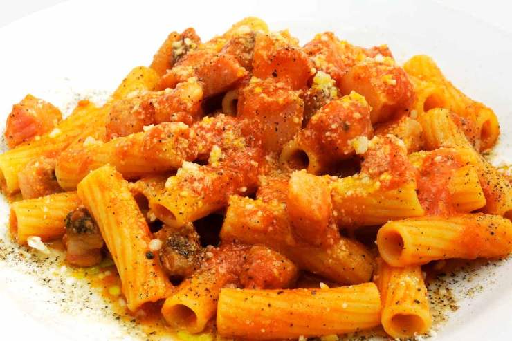 mezze maniche amatriciana 