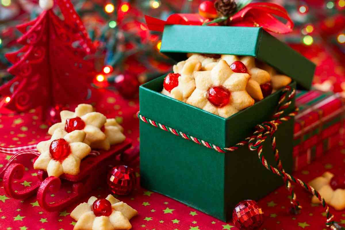 scatola dei biscotti versione natalizia