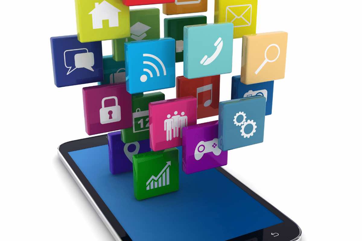 Disinstallare le app da ogni telefono, come riuscirci